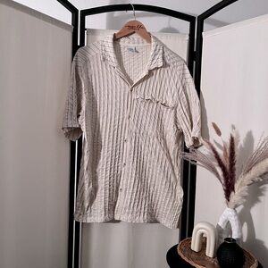Zara Men’s Textured Short Sleeve Button Up